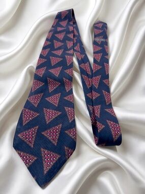 Vintage Giorgio Armani Cravatte Silk Tie Geometric Triangle Pattern–Made inItaly